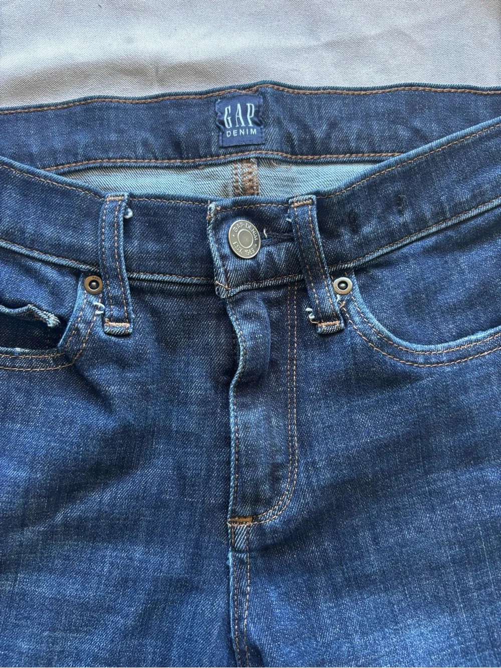 GAP Womens “True Skinny” Jeans in Dark Wash Sz 26R